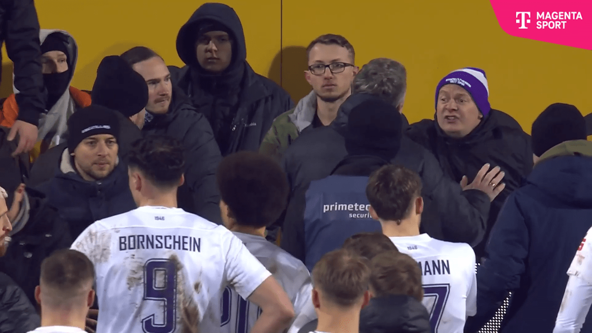 Pfeifkonzert-und-Schneeb-lle-Aue-Fans-stinksauer-nach-Pleite