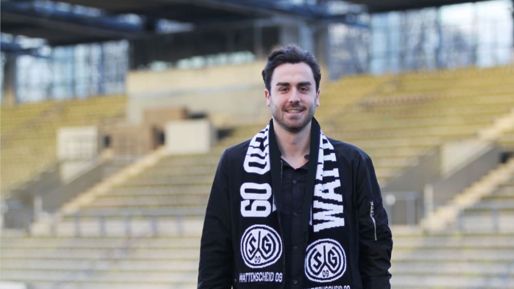 Neuer Schritt in attraktivem Ambiente: Timm Esser wird ab Sommer für die SG Wattenscheid 09 im altehrwürdigen Lohrheidestadion auflaufen.