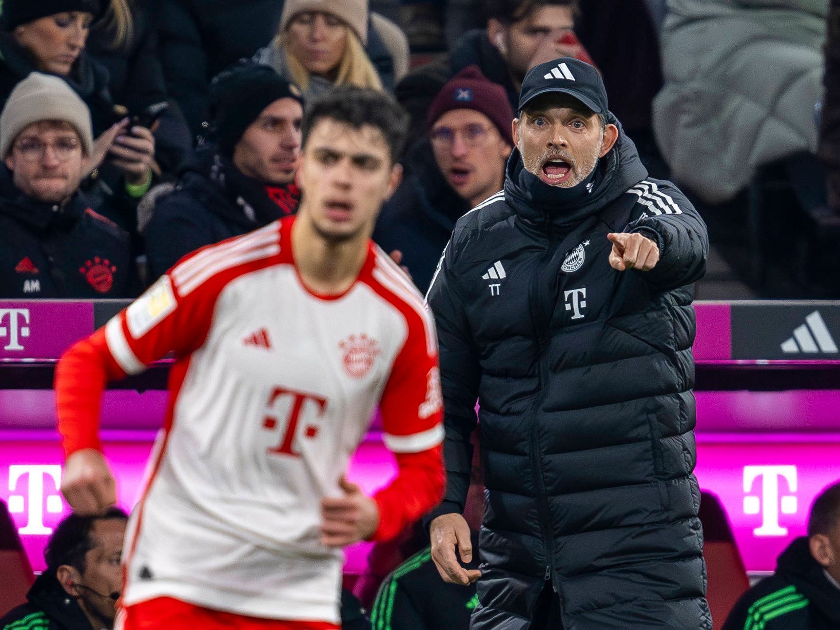 Müller über Pavlovic 