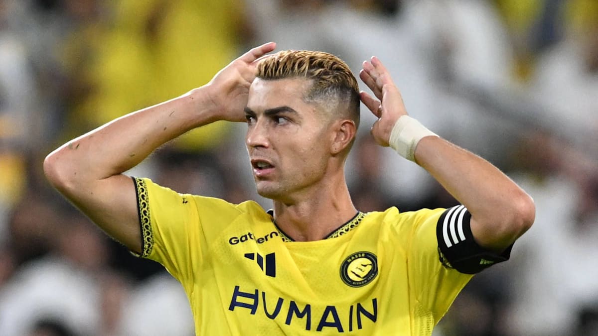Cristiano Ronaldo Das Ist Kein Fu ball Mehr Sperren Gefordert Kicker cristiano-ronaldo-das-ist-kein-fu-ball-mehr-sperren-gefordert-kicker