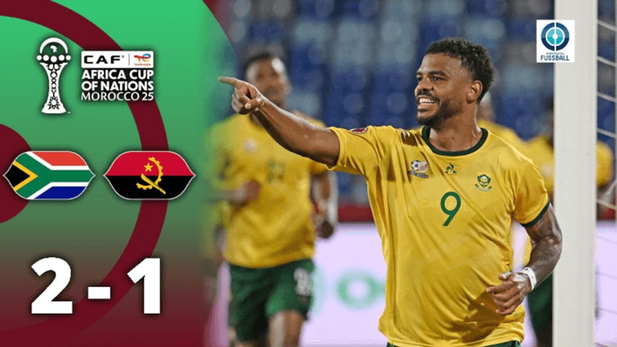 Trotz-kuriosem-Hacken-Gegentor-Foster-schie-t-S-dafrika-aus-18-Metern-zum-Sieg