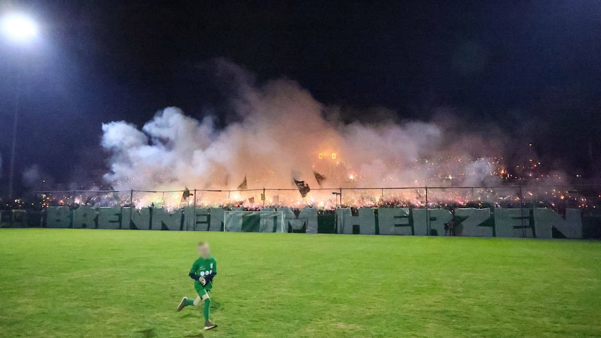 Alfred-Kunze-Sportpark: Spectators injured by pyrotechnics
