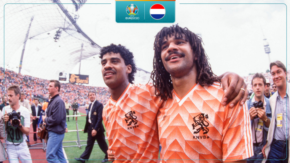 Frank Rijkaard und Ruud Gullit nach dem Triumph 1988