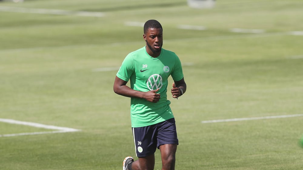 Riechedly Bazoer