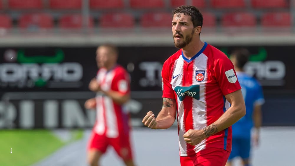 Bleibt für den 1. FC Heidenheim am Ball: Norman Theuerkauf- hier beim Jubel.