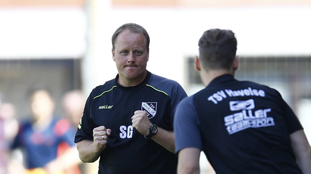Mit ihm möchte zukünftig der MTV Wolfenbüttel jubeln: Stefan Gehrke (links), der zuletzt Trainer der U 19 des TSV Havelse war.