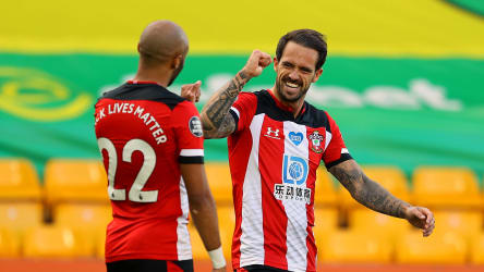 Torschützen unter sich: Danny Ings (r.) jubelt mit Nathan Redmond.