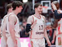 Im Bild: Andreas Obst (FC Bayern Muenchen Basketball, 13) wird nach seinem Dreier bejubelt. 23.04.2026, Basketball, Fitness First Wuerzburg Baskets vs. FC Bayern Muenchen Basketball, easyCredit BBL, 26. Spieltag, Deutschland, 97072, tectake-Arena Wuerzburg, *** In the picture Andreas Obst FC Bayern Muenchen Basketball, 13 is cheered after his three-pointer 23 04 2026, Basketball, Fitness First Wuerzburg Baskets vs FC Bayern Muenchen Basketball, easyCredit BBL, 26 Matchday, Germany, 97072, tectake Arena Wuerzburg, Copyright: HMBxMedia xJulienxBecker