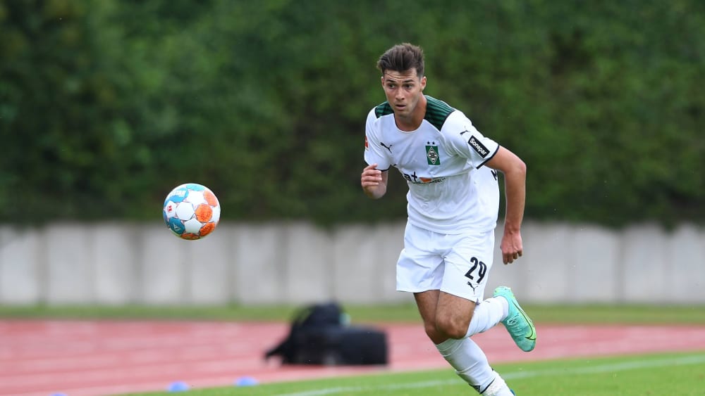 Gladbachs Joe Scally hofft auf sein Bundesliga-Debüt.