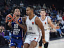 Anadolu Efes v Bayern Munich - EuroLeague ISTANBUL, TURKIYE - OCTOBER 14: Anadolu Efes player Matthew Strazel (32) in action against Johannes Thiemann (32) of Bayern Munich during their EuroLeague Week 5 game between Anadolu Efes and Bayern Munich at the Turkcell Basketball Development Center, on October 14, 2026 in Istanbul, Turkiye. Esra Bilgin Anadolu Istanbul Turkey. Editorial use only. Please get in touch for any other usage. PUBLICATIONxNOTxINxTURxUSAxCANxUKxJPNxITAxFRAxAUSxESPxBELxKORxRSAxHKGxNZL Copyright: x2026xAnadoluxEsraxBilginx