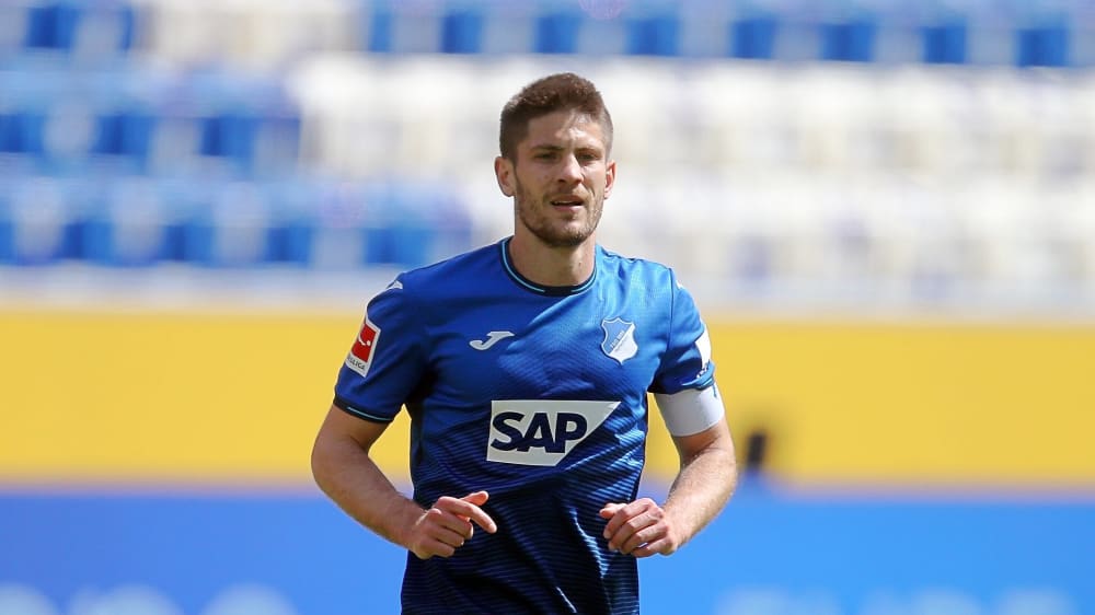 Sebastian Hoeneß rechnet mit dem Verbleib von Andrej Kramaric.