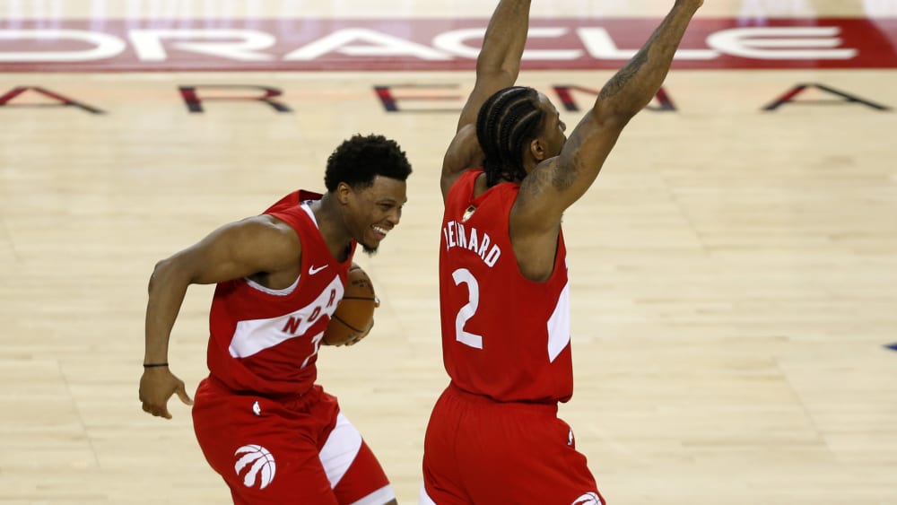 Keine reine One-Man-Show: Kyle Lowry (li.) und Kawhi Leonard waren nur zwei der Raptors-Titelgaranten.