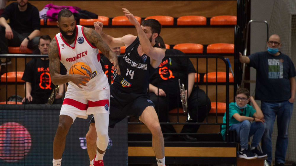 Nach Kriegsausbruch USBasketballer Evans wechselt nach Ulm kicker