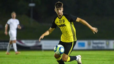 Elias Huber (Archiv) und der SV Kirchanschöring haben in die Saison gefunden.