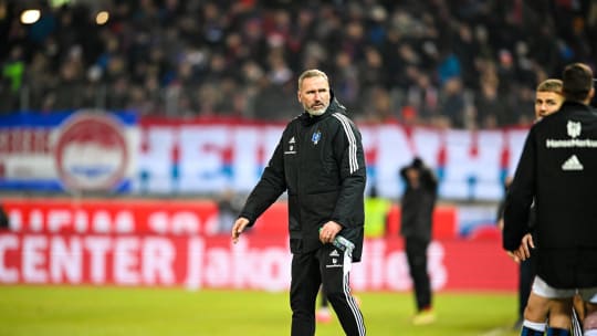 Tim Walter und der Hamburger SV peilen die ersehnte Bundesliga-Rückkehr weiter an. 