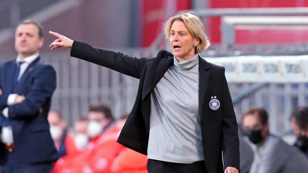 DFB-Nationaltrainerin Martina Voss-Tecklenburg fordert im nächsten Spiel mehr Präzision im letzten Drittel.
