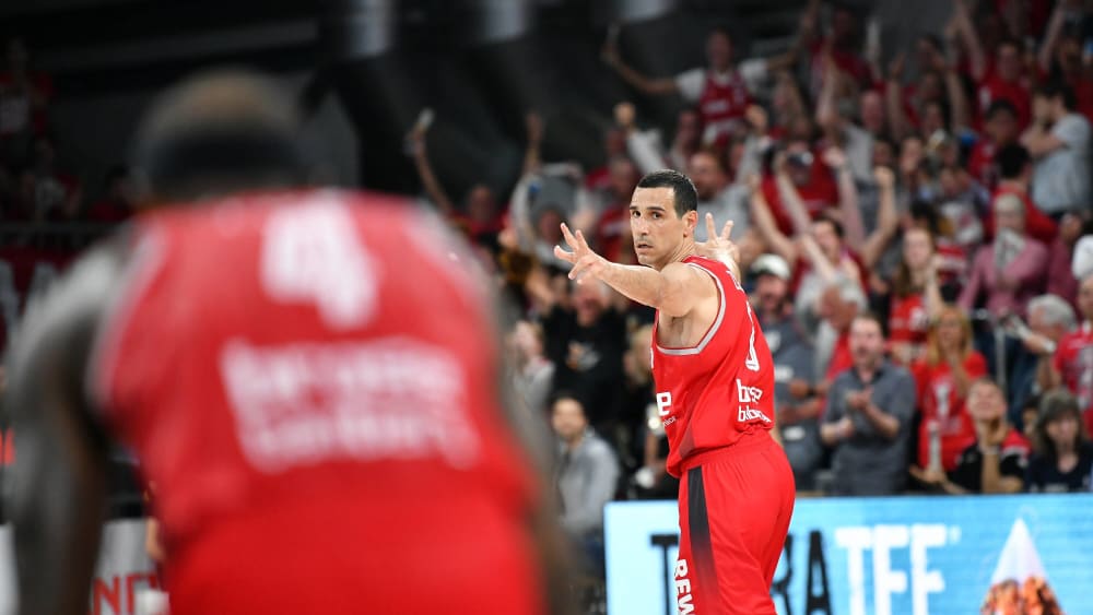 Nikos Zisis