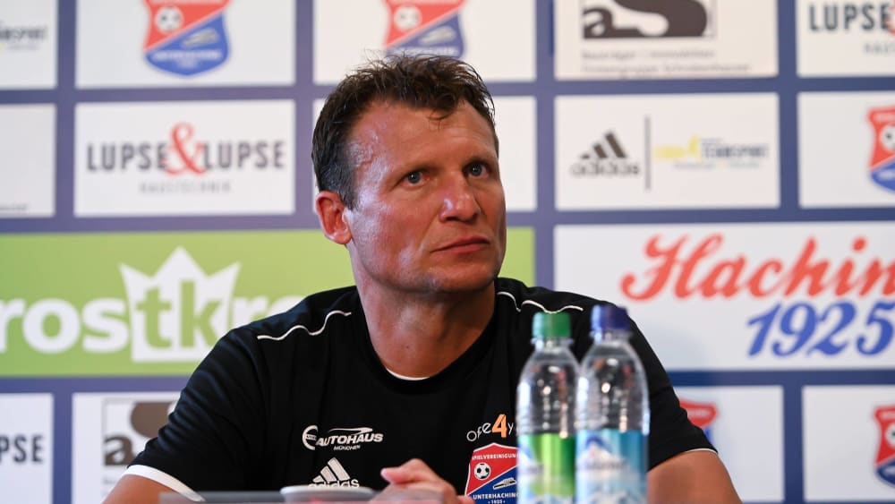 Unterhachings Trainer Claus Schromm