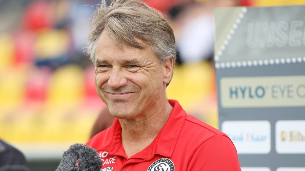 Steht mit seiner Mannschaft vor einer schweren Aufgabe: SVE-Coach Horst Steffen.