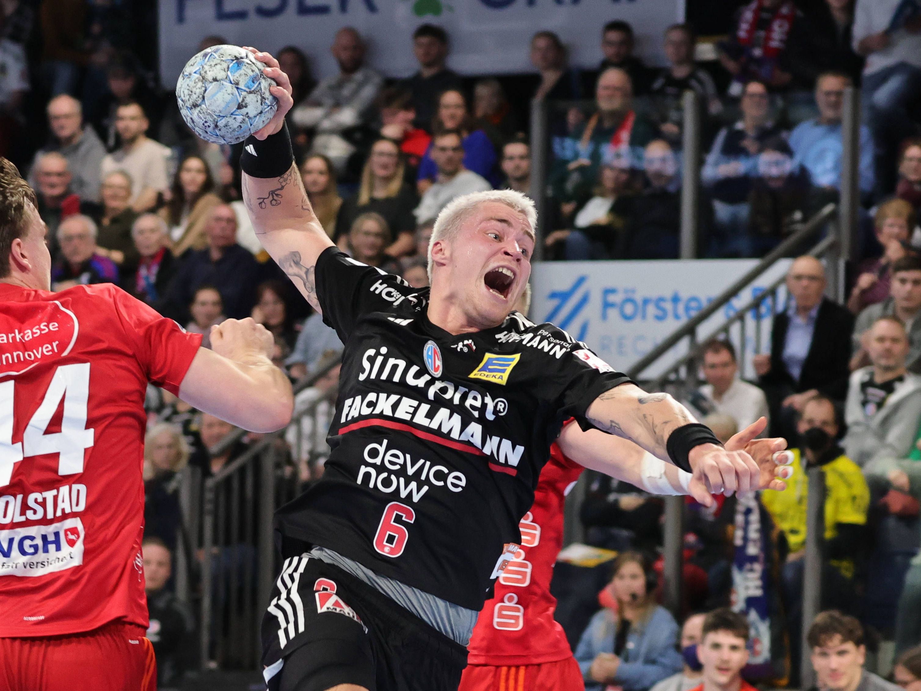 Handball Nach Crunchtime Krimi Hannover Verpasst Sieg In Erlangen