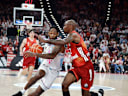 von links Jaff GARRET (Bonn), Isiaha MIKE (M?nchen), Herren Basketball Bundesliga, 2025 26, play off Halbfinale, zweites Spiel, FC Bayern Muenchen Basketball vs Telekom Baskets Bonn, SAP Garden3, 01.06.26 *** from left Jaff GARRET Bonn , Isiaha MIKE M nchen , Mens Basketball Bundesliga, 2025 26, play off semi-final, second match, FC Bayern Muenchen Basketball vs Telekom Baskets Bonn, SAP Garden3, 01 06 26 Copyright: WolfgangxFehrmann
