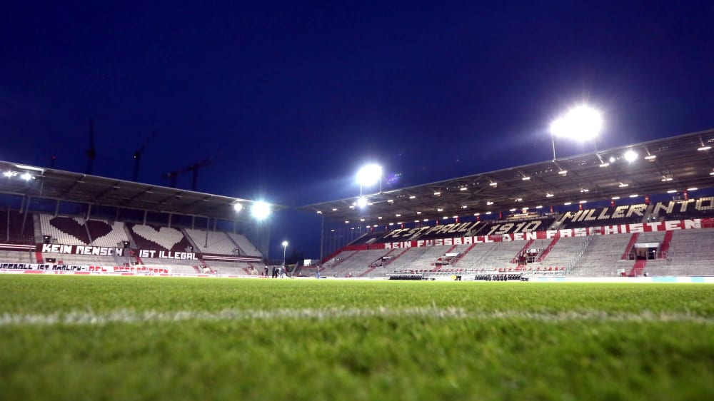 Im&nbsp;Millerntor-Stadion findet am Samstagabend das Zweitliga-Topspiel zwischen St. Pauli und Schalke statt.