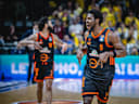 Basketball Berlin 17.05.2026 Saison 2025 2026 EasyCredit BBL 1. Bundesliga Männer, Herren Playoffs Viertelfinale Spiel 1 Alba Berlin - RASTA Vechta Jubel TJ Bamba (Vechta, No.05) *** Basketball Berlin 17 05 2026 Season 2025 2026 EasyCredit BBL 1 Bundesliga Men, Men Playoffs Quarterfinals Game 1 Alba Berlin RASTA Vechta Cheers TJ Bamba Vechta, No 05