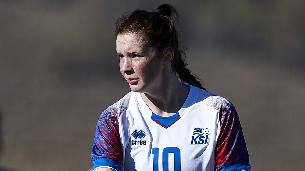 Karolina Lea Vilhjalmsdottir schließt sich dem FC Bayern an.