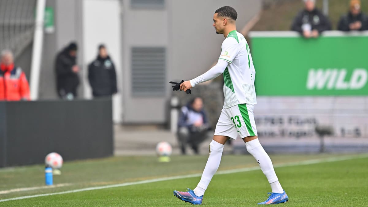 Nach-Blitz-Rot-DFB-sperrt-F-rths-Dietz