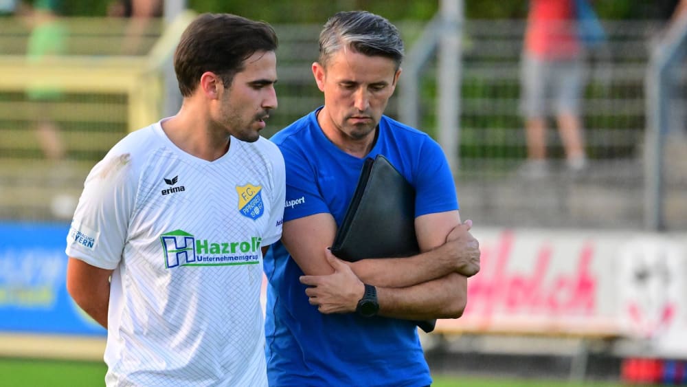 Miljan Prijovic (rechts) ist nicht mehr länger Trainer beim FC Pipinsried. Nikola Jelisic (links) hingegen macht weiter.