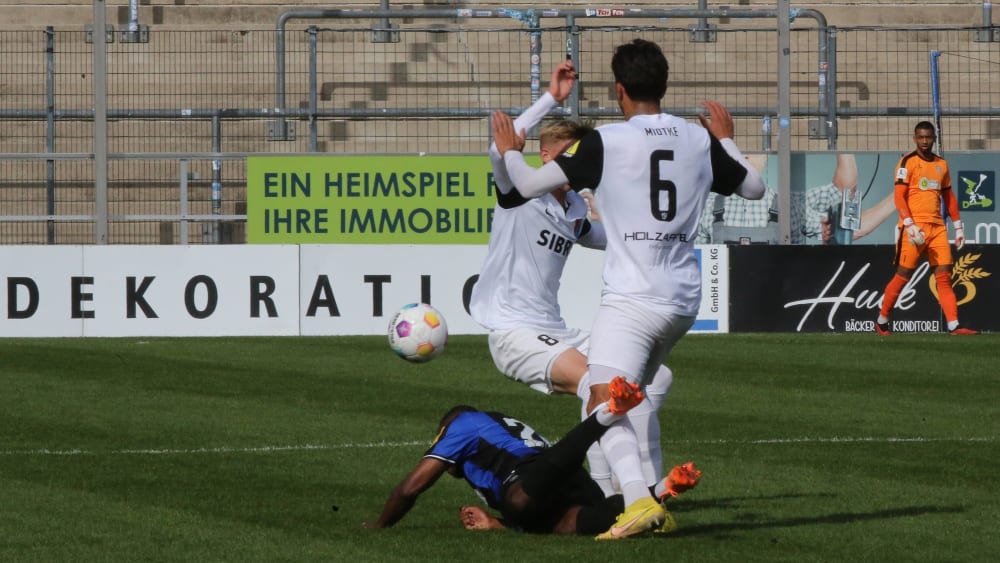 Hohe Wettsummen: Das Spiel zwischen dem FSV Frankfurt und dem TSV Steinbach Haiger steht weiter unter Manipulationsverdacht.