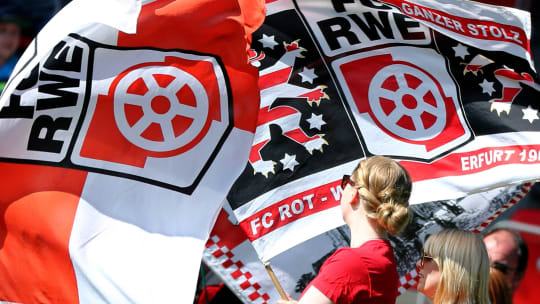Die Fans des FC Rot-Weiß Erfurt dürfen sich auf einen neuen Mittelfeldspieler freuen.
