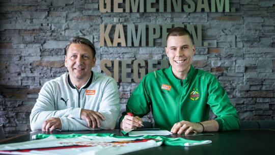 Aleksa Pejic wird künftig für Rapid Wien spielen.