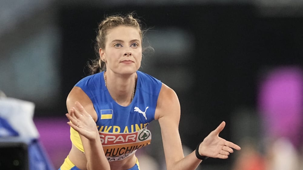 2 10 Meter Hochspringerin Mahutschich Verbessert Weltrekord Kicker 2-10-meter-hochspringerin-mahutschich-verbessert-weltrekord-kicker