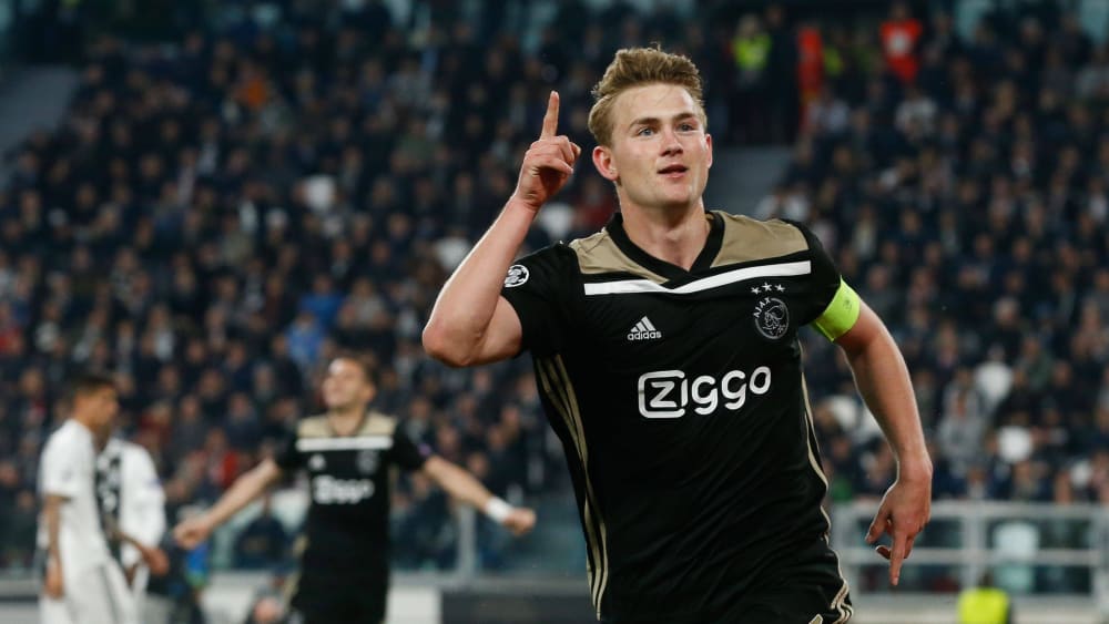 Er kennt das Gefühl, im Allianz Stadium zum Jubel abzudrehen: Matthijs de Ligt trägt ab Sommer das Trikot von Juventus Turin.