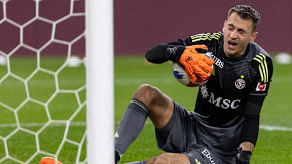 Joël Mall ist sauer über das Verhalten des Spurs-Trainers.