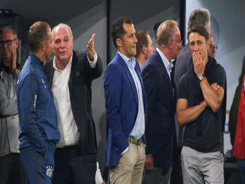 Favre freut's: BVB-Party vor der Süd - Bundesliga | Bildergalerie - kicker