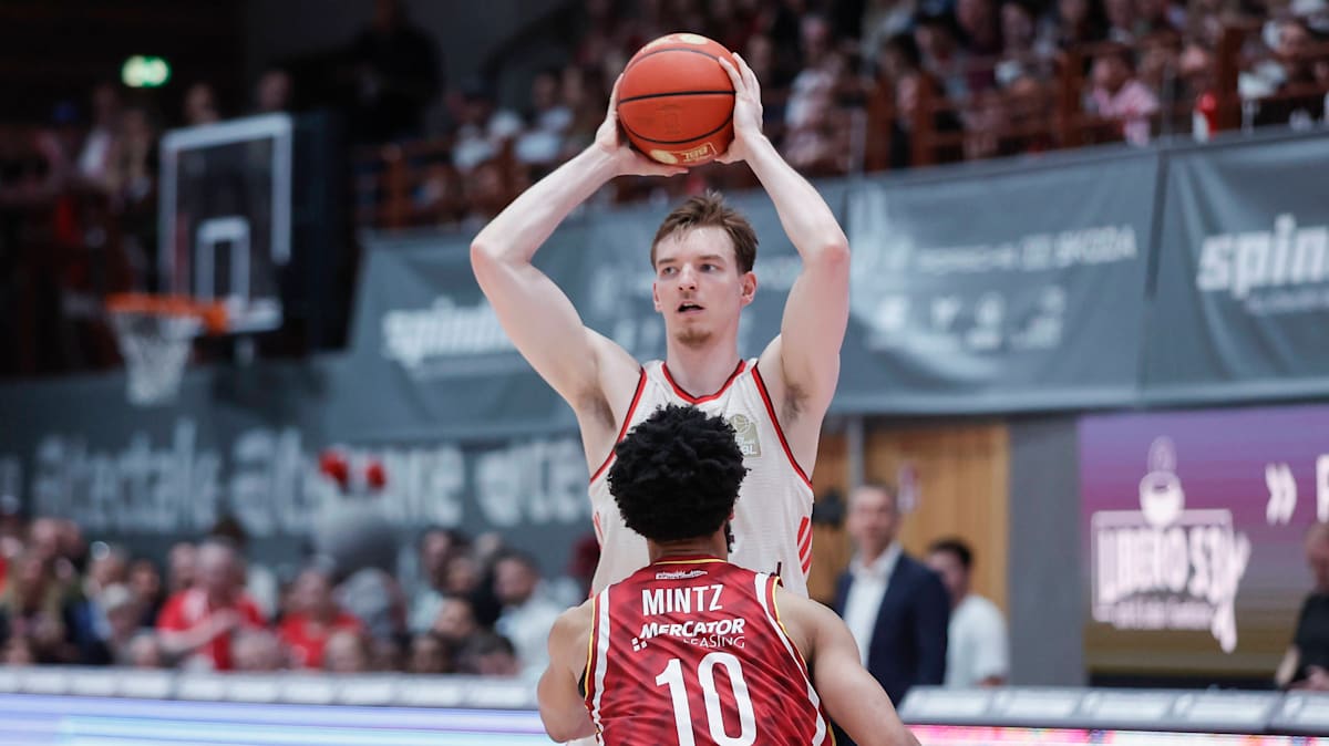 Vierter Sieg in Serie: München gewinnt bayerisches Derby in Würzburg