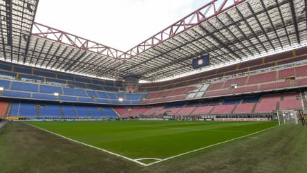 Das Giuseppe-Meazza-Stadion in Mailand bleibt am Sonntag leer.