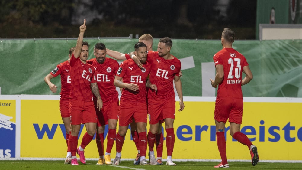 Tabela meczów u siebie 3. 100. Dresdner Sieg - Rostock rückt vor: Die ewige ...