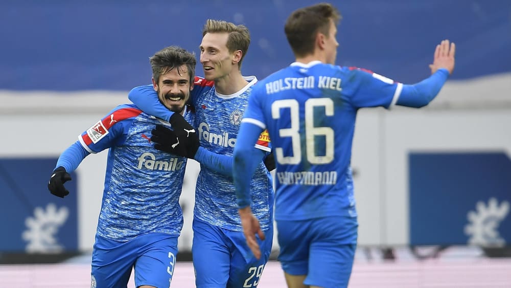 Bartels blüht auf, und Holstein Kiel feiert "eine perfekte Woche" - kicker