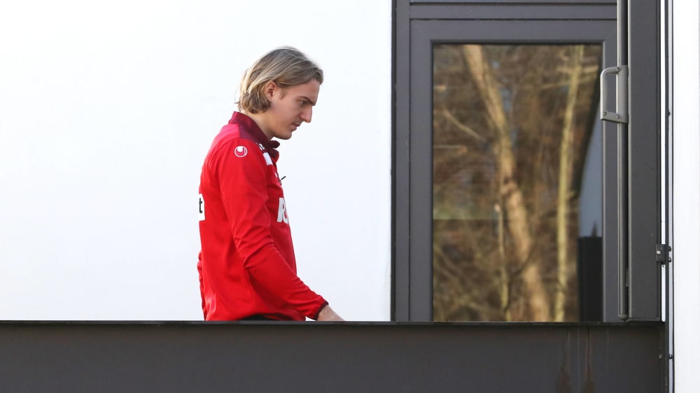 Sebastiaan Bornauw stand zuletzt im Januar auf dem Feld - und fehlt nun noch länger.