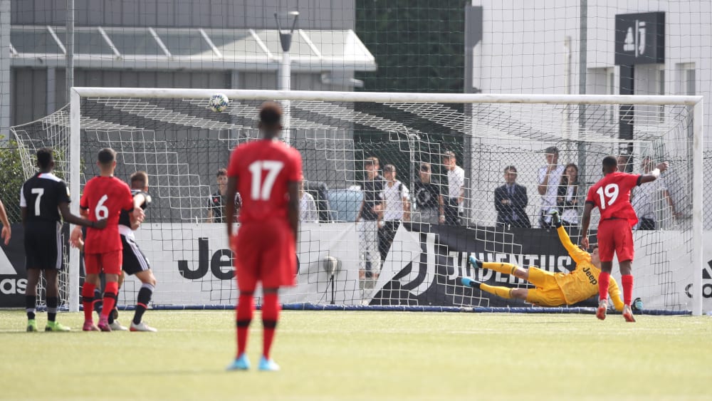 Juve vs. Bayer