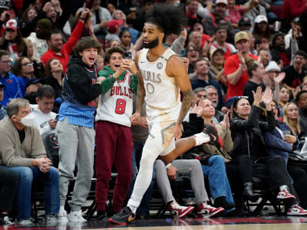 White traf neun Dreier gegen die Knicks.