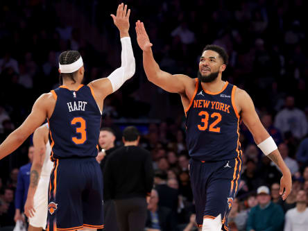 Kat und Hart Legen Beide ein Triple-Double auf.