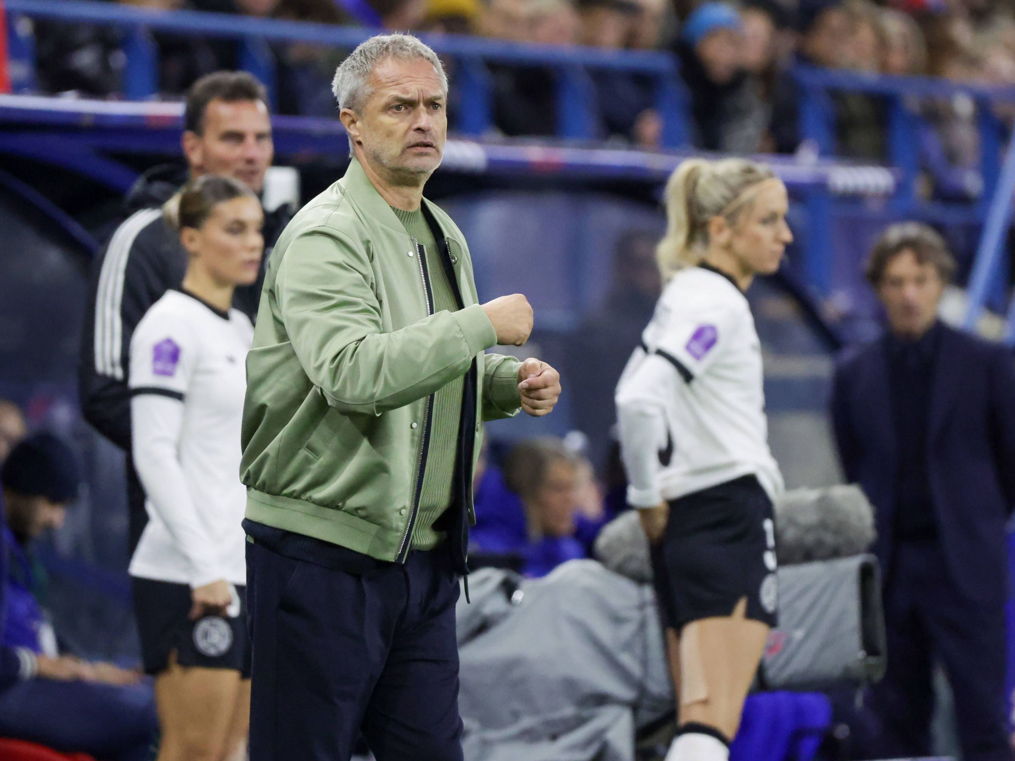 Bibiane Schulze Solano | News - Infos - Videos - kicker