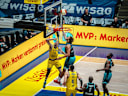 13.09.2026, xhfmx, Basketball Netto BBL Pokal, Skyliners Frankfurt - Sience City Jena v.l. Lorenz Bank (Sience City Jena, 25), Race Thompson (Skyliners Frankfurt, 5) Frankfurt *** September 13, 2026, xhfmx, Basketball Netto BBL Cup, Skyliners Frankfurt vs. Science City Jena, Lorenz Bank Science City Jena, 25, Race Thompson (Skyliners Frankfurt), 5 (Frankfurt)