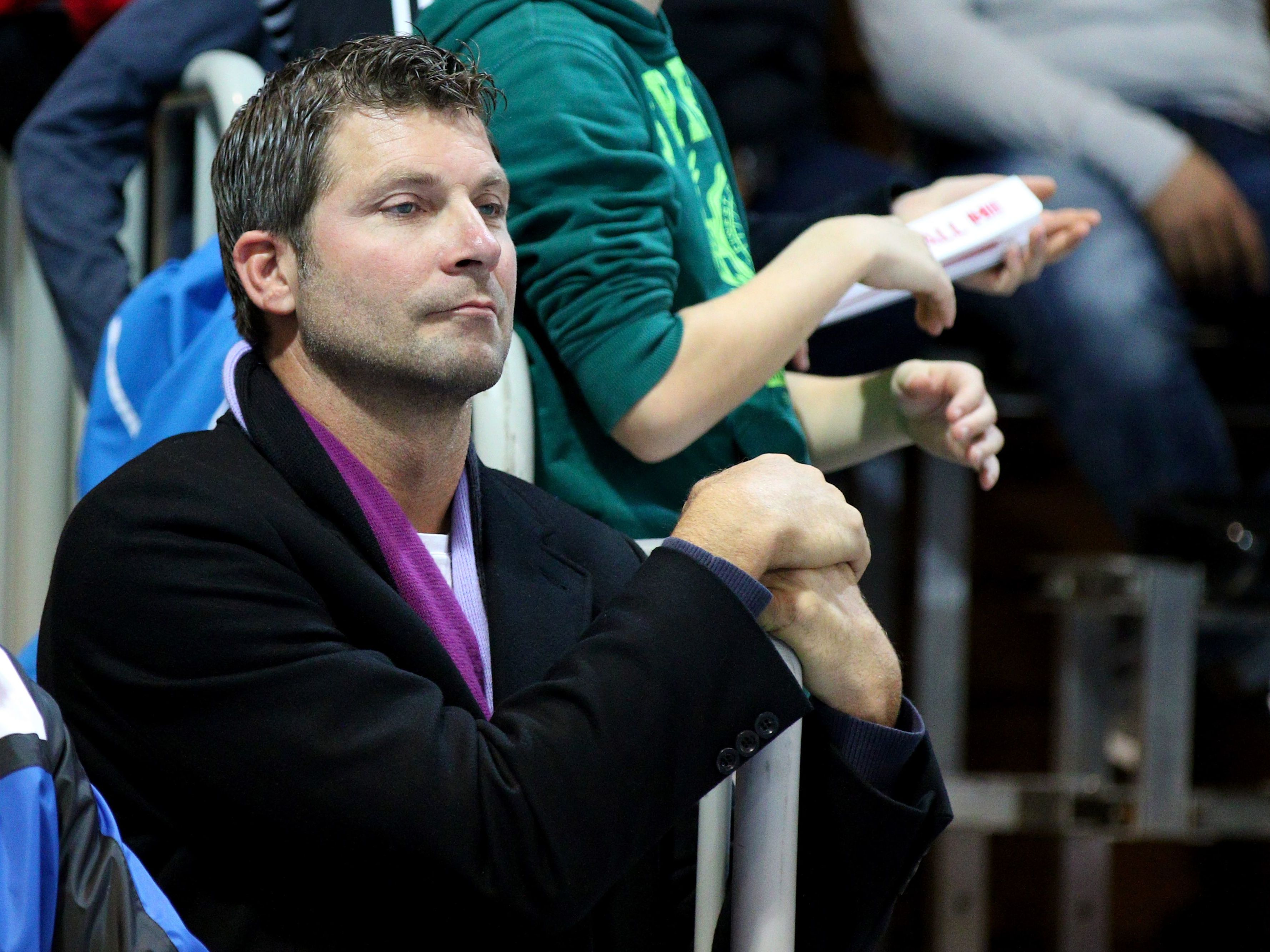 Handball Knorr nicht auf der Mitte? Stephan 