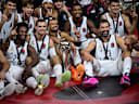 EuroLeague Basketball SuperCup - Olympiacos Piraeus vs Real Madrid - Players of Real Madrid celebrate with the trophy during trophy ceremony of the Euroleague Basketball SuperCup Championship Game held at Etihad Arena on September 19, 2026 in Abu Dhabi, United Arab Emirates. Abu Dhabi United Arab Emirates Copyright: xOnexInchxProductionsx 7092691