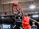 Deutschland: easyCredit Basketball Bundesliga, Hauptrunde 2026 27, 2. Spieltag Veolia Towers Hamburg vs Niners Chemnitz Inselpark Arena (Hamburg): Kenneth Ogbe (Veolia Towers Hamburg, 25) *** Germany s easyCredit Basketball Bundesliga, 2026-27 Regular Season, Matchday 2: Veolia Towers Hamburg vs. Niners Chemnitz at Inselpark Arena, Hamburg; Kenneth Ogbe, Veolia Towers Hamburg, 25 Copyright: xStefanxTrochax